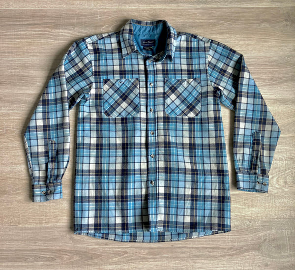 Sm/Med - Vintage 70s Baby Blue Plaid Flannel Button-Up Board Shirt / Shacket