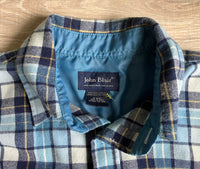 Sm/Med - Vintage 70s Baby Blue Plaid Flannel Button-Up Board Shirt / Shacket