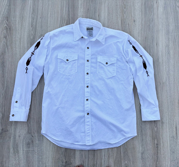 Large - Vintage 90s Express Rider White / Southwestern Button Up Shirt