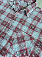 Large - Vintage 80s Gray/Red Plaid Flannel Button-Up Shirt