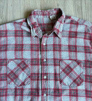 Large - Vintage 80s Gray/Red Plaid Flannel Button-Up Shirt