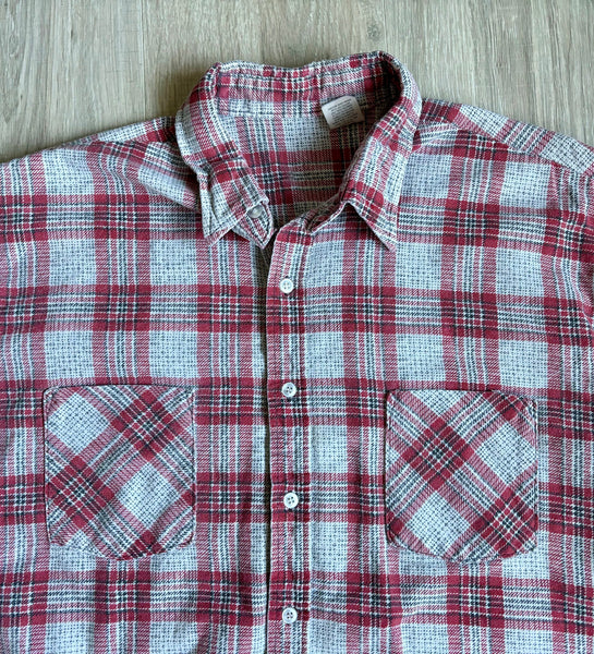 Large - Vintage 80s Gray/Red Plaid Flannel Button-Up Shirt
