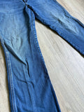 Vintage 90s Wrangler 945NAV Faded Blue Relaxed Western Cowboy Cut Jeans (34x32)