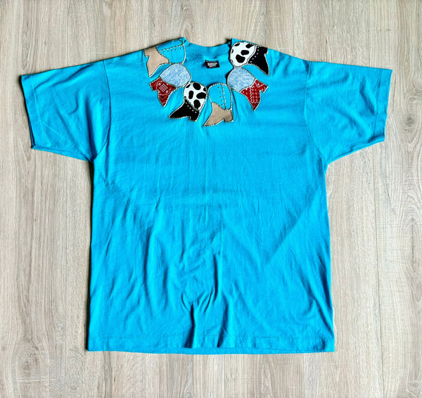L/XL - Vintage 90s Western Cowboy Boots Paint / Fabric Patch T-Shirt