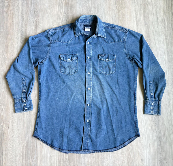 Large - Vintage 90s Wrangler Denim Western Pearlsnap Work Shirt WD18