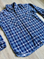 Medium - Vintage 90s American Edition Blue/White Plaid Flannel Button-Up Shirt