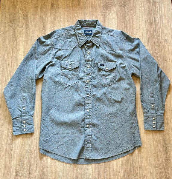 L/XL - Vintage 90s Wrangler Chambray Denim Pearlsnap Western Work Shirt