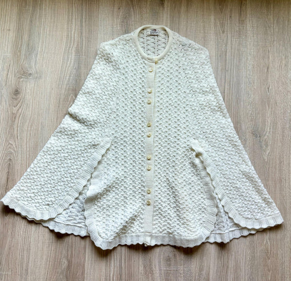 Women's S/M - Vintage 70s Montgomery Ward Cream Button Up Crocheted Shawl