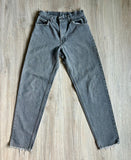 Vintage 90s Levi’s Gray 550 Relaxed Tapered Jeans (29x31)