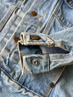Vintage 90s Wrangler Red Tab Cropped Western Denim / Jean Jacket (XS / Small)