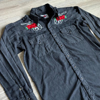 Medium - Vintage 70s MWG Black Chambray Western Pearlsnap Shirt w/ Embroidered Roses