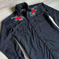 Sm/Med - Vintage 70s MWG Black Double Diamond Polyesyer Western Pearlsnap Shirt w/ Embroidered Roses