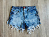 Classic Wrangler 36MWZ Slim Fit Acid Wash Denim Cutoff Shorts (30 Waist)